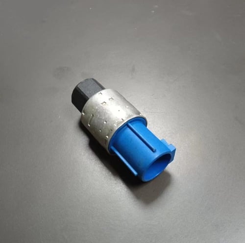 حساس علبة الفريون فورد فكتوربا 1998-2011