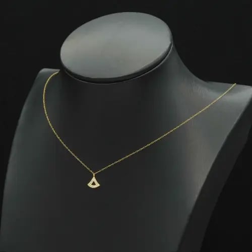 عقد ذهب بولغري عيار 18