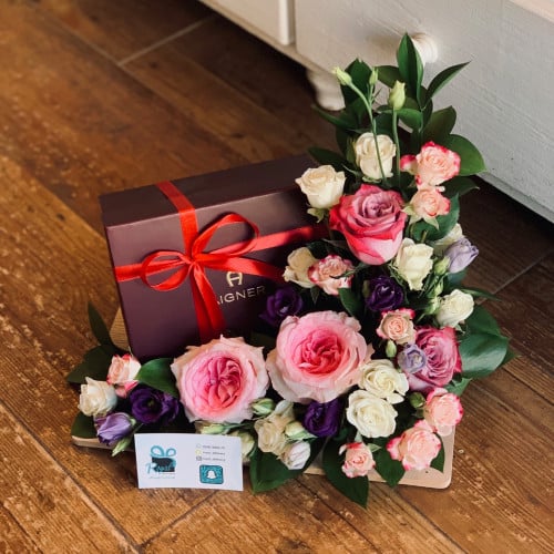 تنسيق ستاند خشبي بالورد