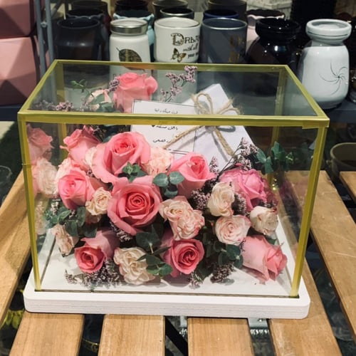 تنسيق الهدية ببوكس زجاجي