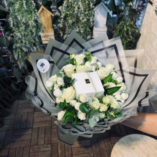 باقة لاما - مع باتشي