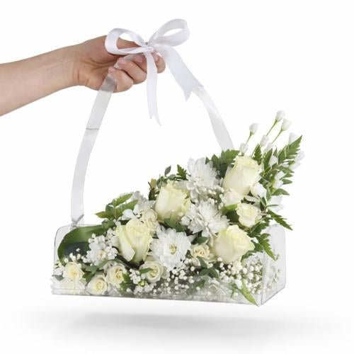 باقة النقاء الأبيض