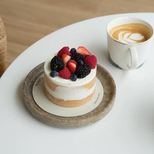 كيك التوت - جاناش