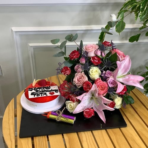 ورد مع كيك اني وداني