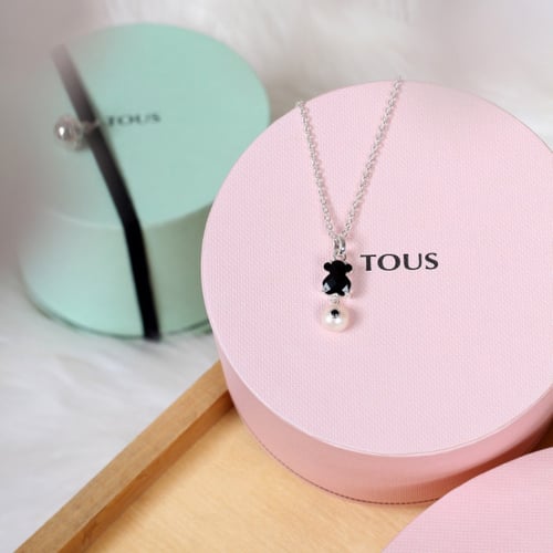 سلسال توس - قلادة Erma الفضية مع العقيق واللؤلؤ وا...