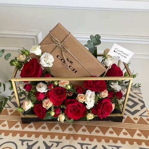 طقم رجالي من كوتش مع التنسيق