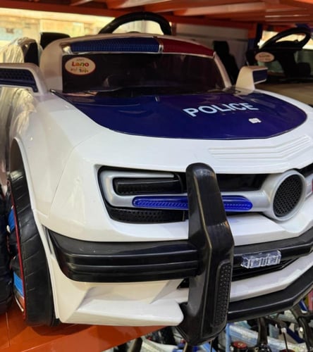 سيارة شرطة كهربائية فاخرة للأطفال ببطارية