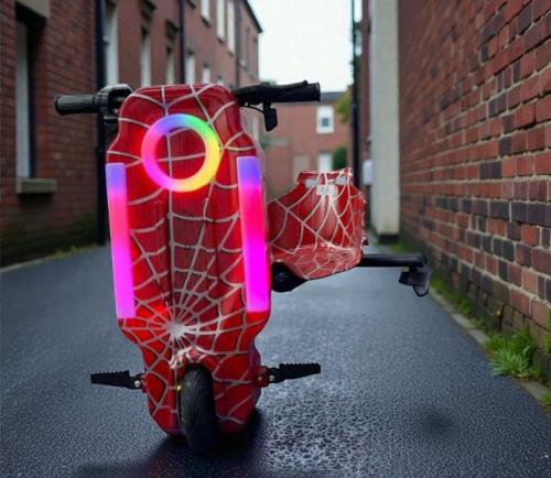 سكوتر درفت صغير 36 فولت بطبعة سبايدرمان بثلاث عجلا...