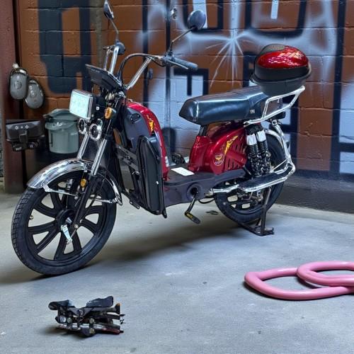 دباب 72 فولت المدرع