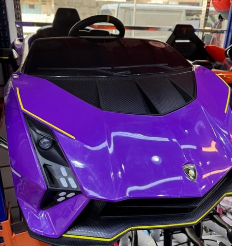 سيارة لامبورغيني رياضية للأطفال بـ أبواب فراشة