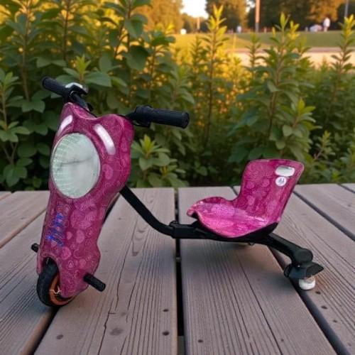 سكوتر درفت صغير بطبعات قلوب زهرية للبنات 36 فولت ب...