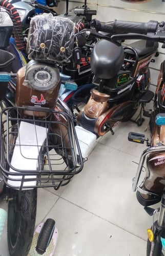 دراجة كهربائية 60 فولت بمقعدين وسلة أمامية من الوك...