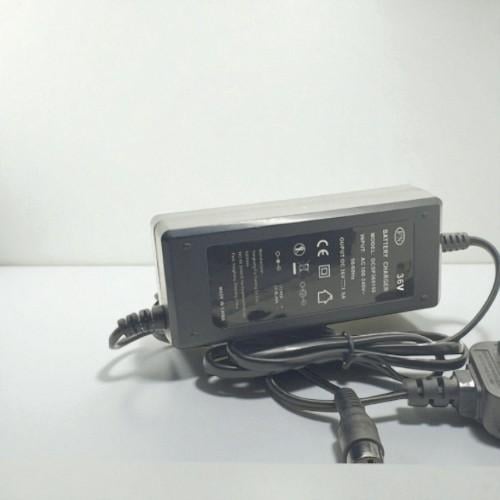 شاحن سكوتر 36 ، 48 فولت