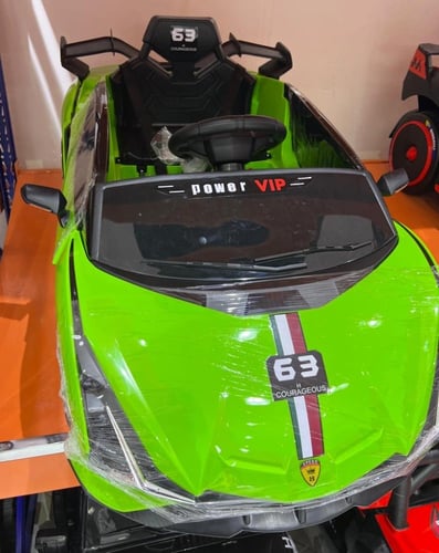 سياره أطفال رياضية