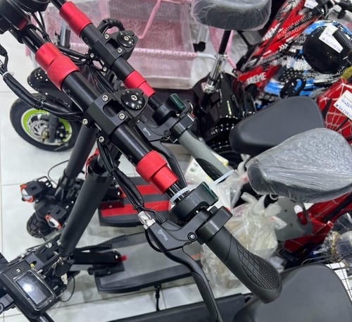 سكوترين كهربائي 3 كشافات 48 فولت