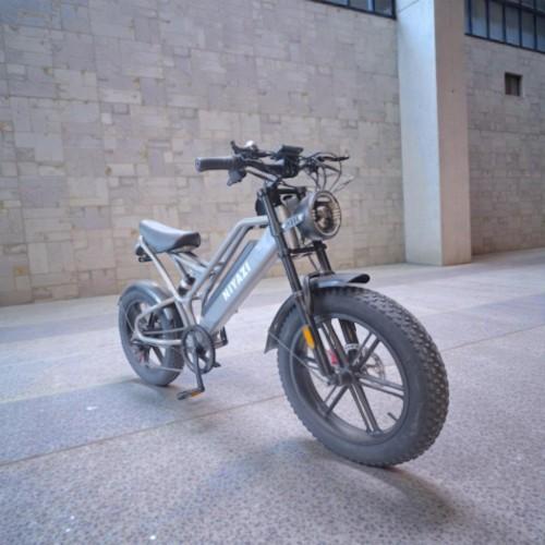 دراجة كهربائية رياضية 48 فولت ببطارية جبارة