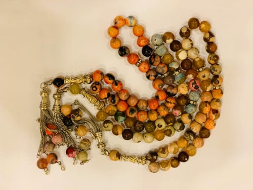 سبحة عقيق مشكل نسائي