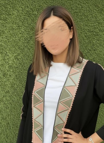 O16 عباية كريب باكمام استرتش
