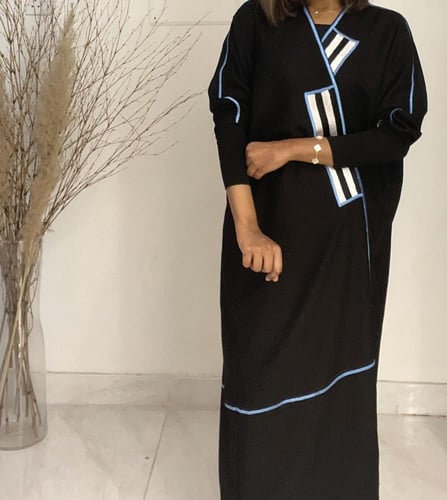 O64 عباية كريب باكمام استرتش