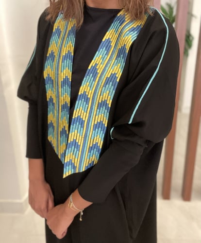 O40 عباية كريب باكمام استرتش