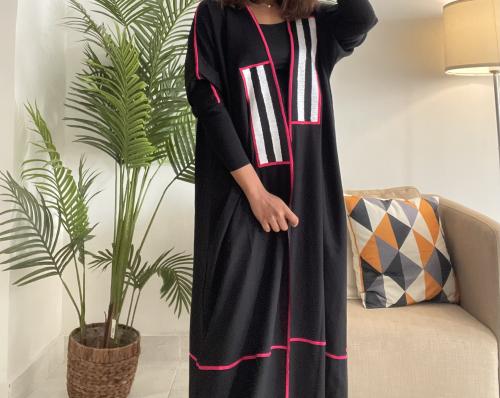 O63 عباية كريب باكمام استرتش