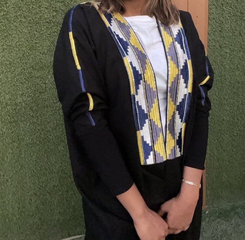 O45عباية كريب باكمام استرتش