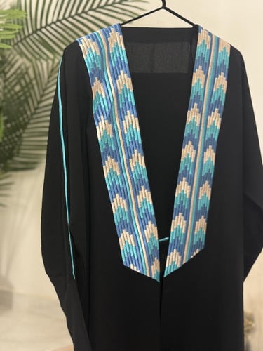 O36عباية كريب باكمام استرتش