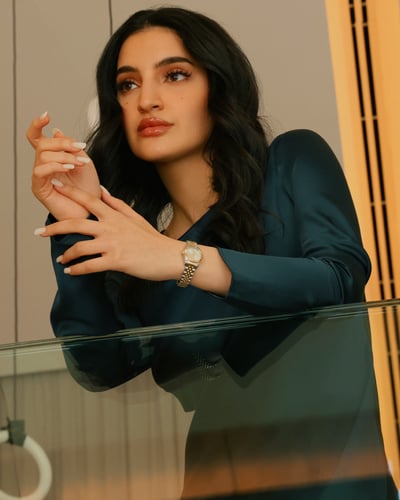 ساعة نسائية ستيل باللون الفضي والذهبي