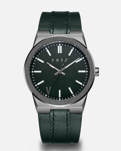 ساعة سعود الرجالية من الجلد بلون أخضر