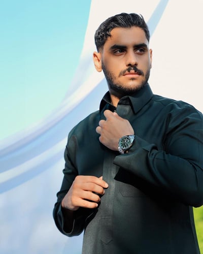 ساعة سعد الرجالية من الستيل بلون فضي