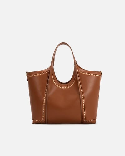 شنطة نسائية كلاسيك بلون بني