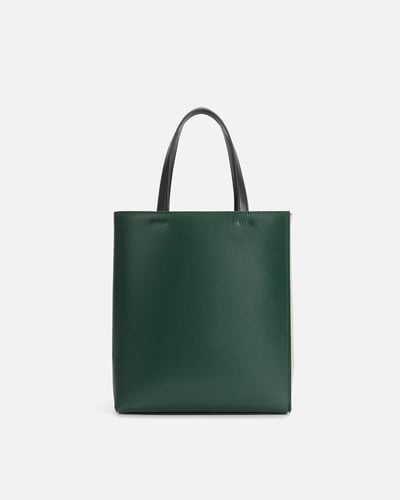 شنط نسائية بتصميم كلاسيك بلون وردي