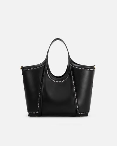 شنطة نسائية كلاسيك بلون أسود