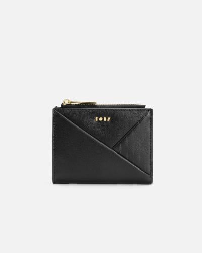 محفظة بتصميم لكل يوم باللون الأسود