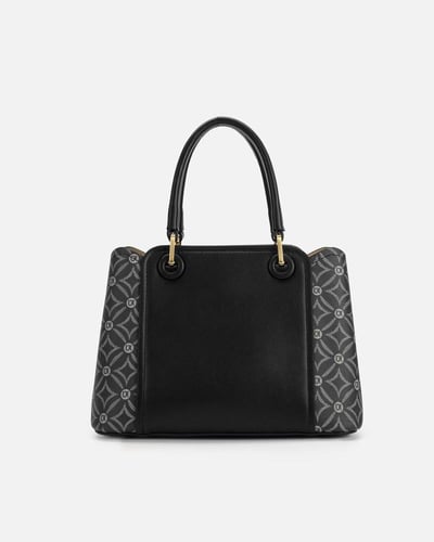 شنطة نسائية كلاسيك بلون أسود