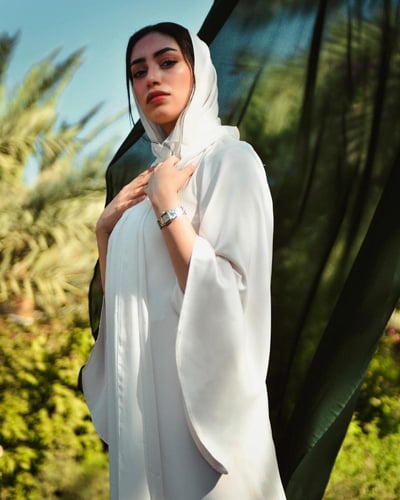 ساعة سَما النسائية باللون الذهبي والفضي