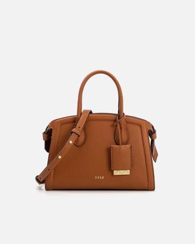 شنطة نسائية من الجلد بلون بني