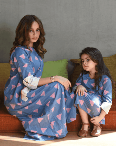 جلابية الهَنوف النسائيه بلون أزرق