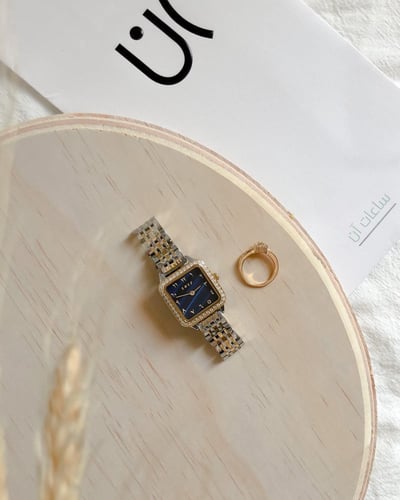 ساعة ثَراء النسائية