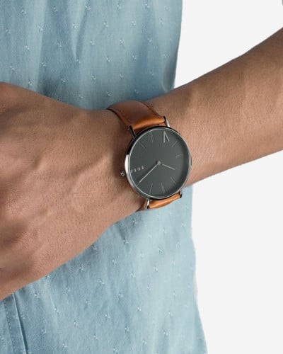 ساعة كَينونة الرجالية