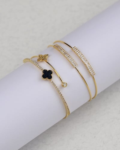 طقم هدايا نسائي بتصميم كلاسيك