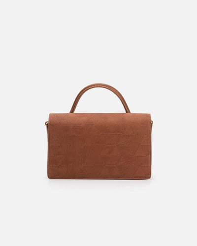 شنطة نسائية من الجلد بلون بني