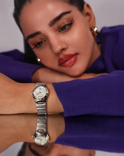 ساعة وصل النسائية ستيل بلون ذهبي وفضي