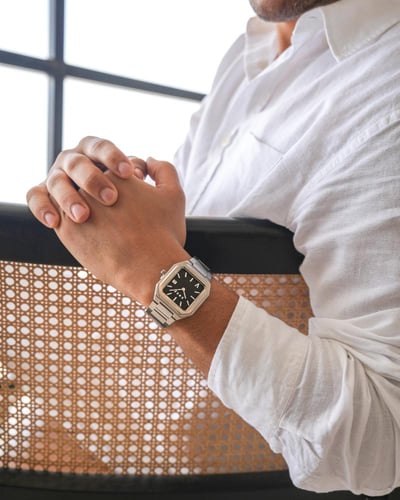 ساعة بدر الرجالية من الستيل بلون فضي