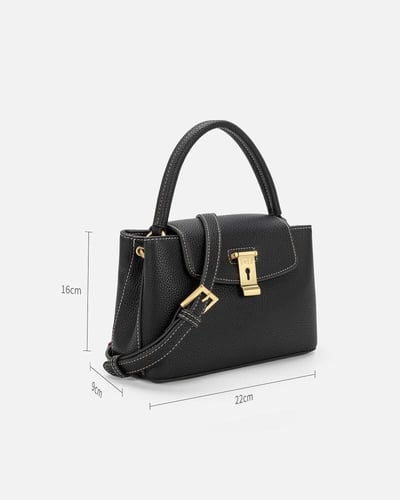 طقم هدايا نسائي شنطة كلاسيك مع ساعة وميدالية تكمل...