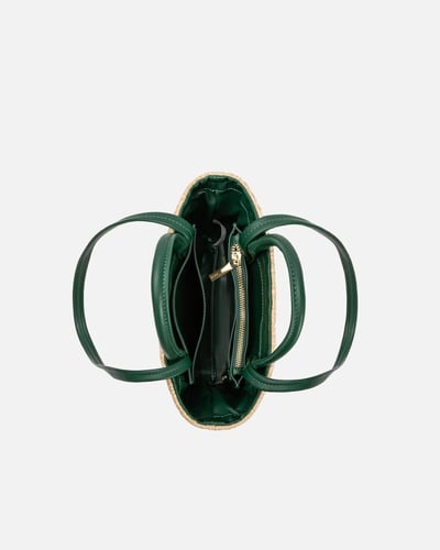 شنطة نسائية مميزة باللون البيج والأخضر