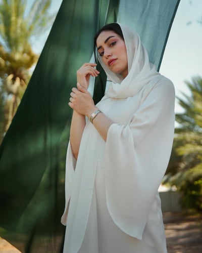 ساعة سَما النسائية باللون الذهبي والفضي