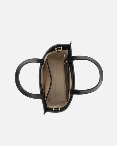 شنط نسائية بتصميم كلاسيك بلون أبيض