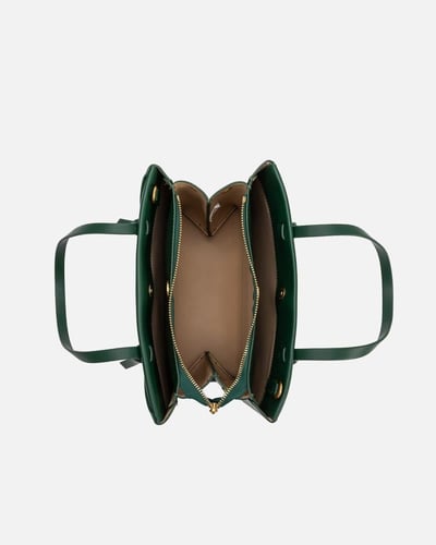 شنطة نسائية من الجلد باللون الأخضر