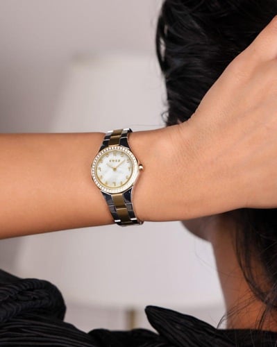 ساعة أمل النسائية ستيل بلون ذهبي وفضي